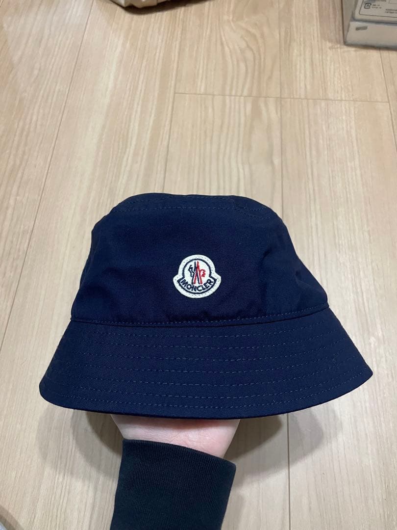 MONCLER バケハ