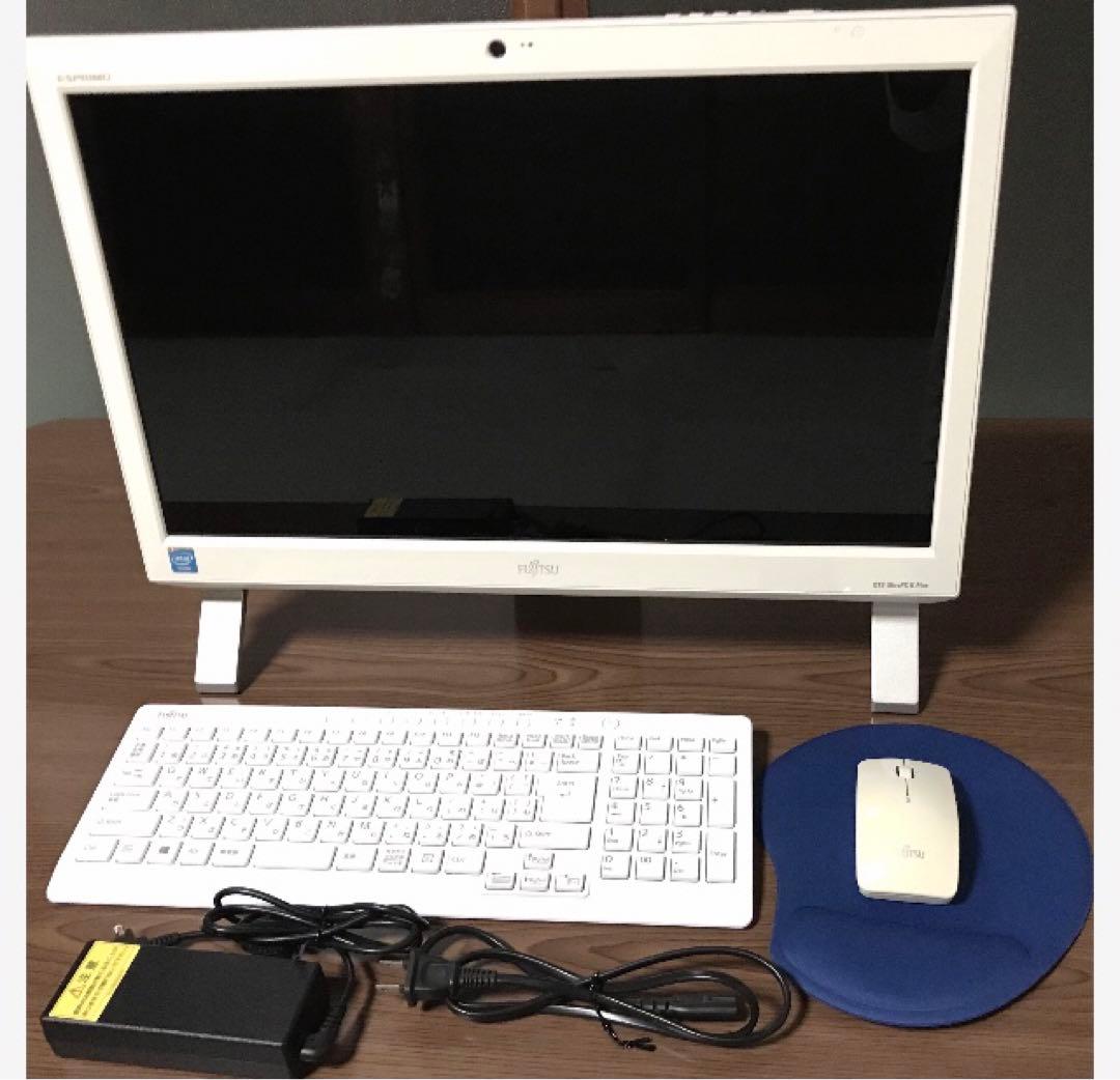富士通　ESPRIMO FMVF52RW 液晶一体型デスクトップPC