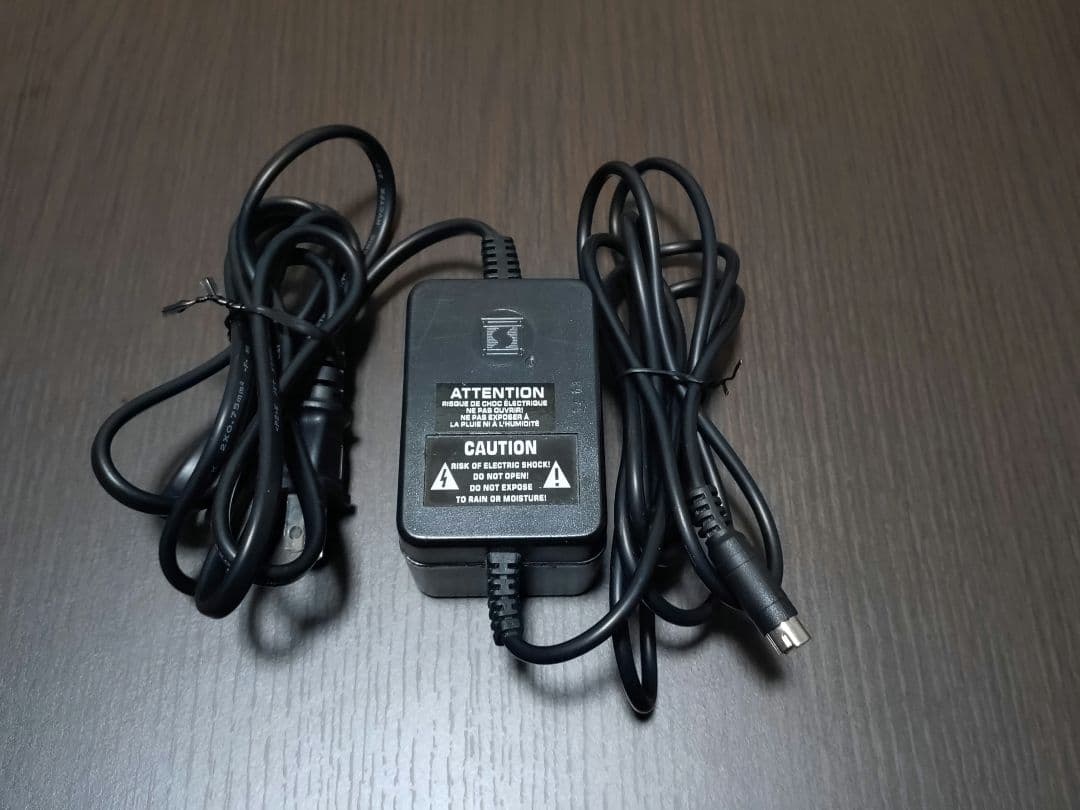 BEHRINGER　ミキサー　1002B XENYX