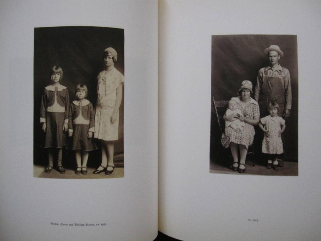 Mike Disfarmer : マイク・ディスファーマー　ビンテージ写真