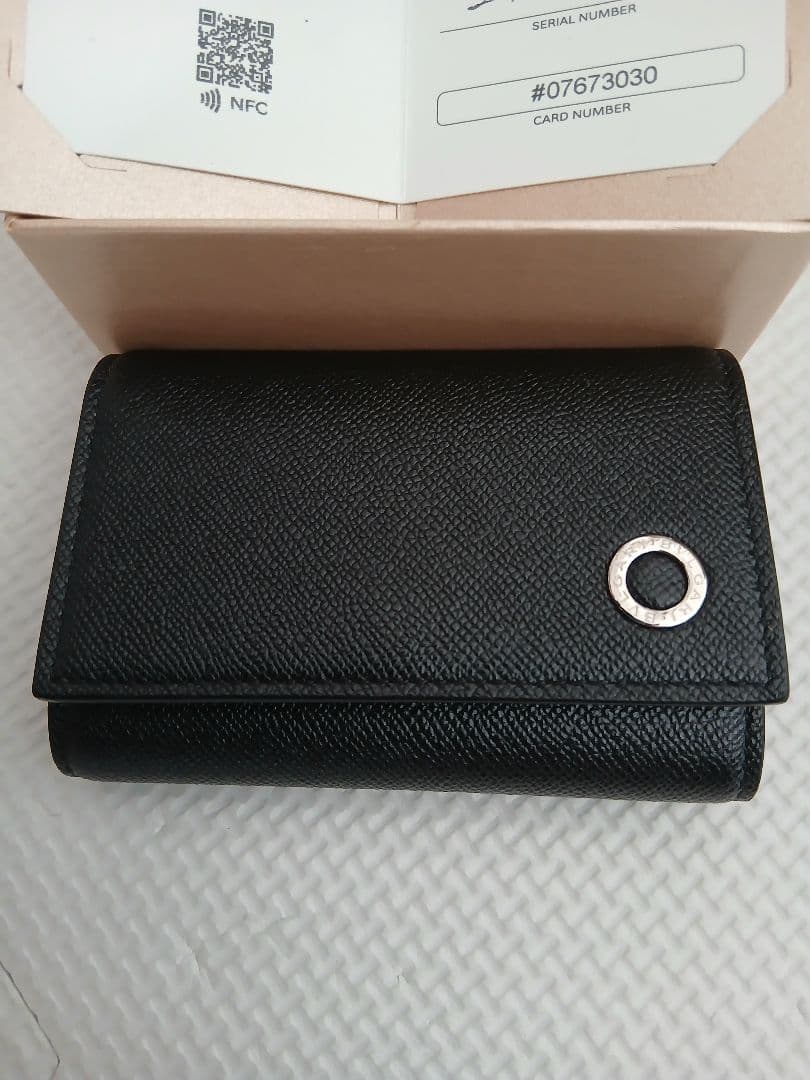 BVLGARI ブラック レザー キーケース
