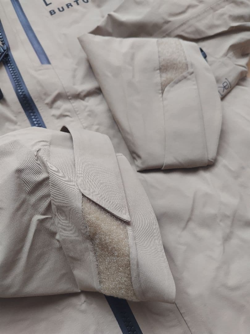 早いもの勝ち！womans Burton [ak] GORE-TEX 2L