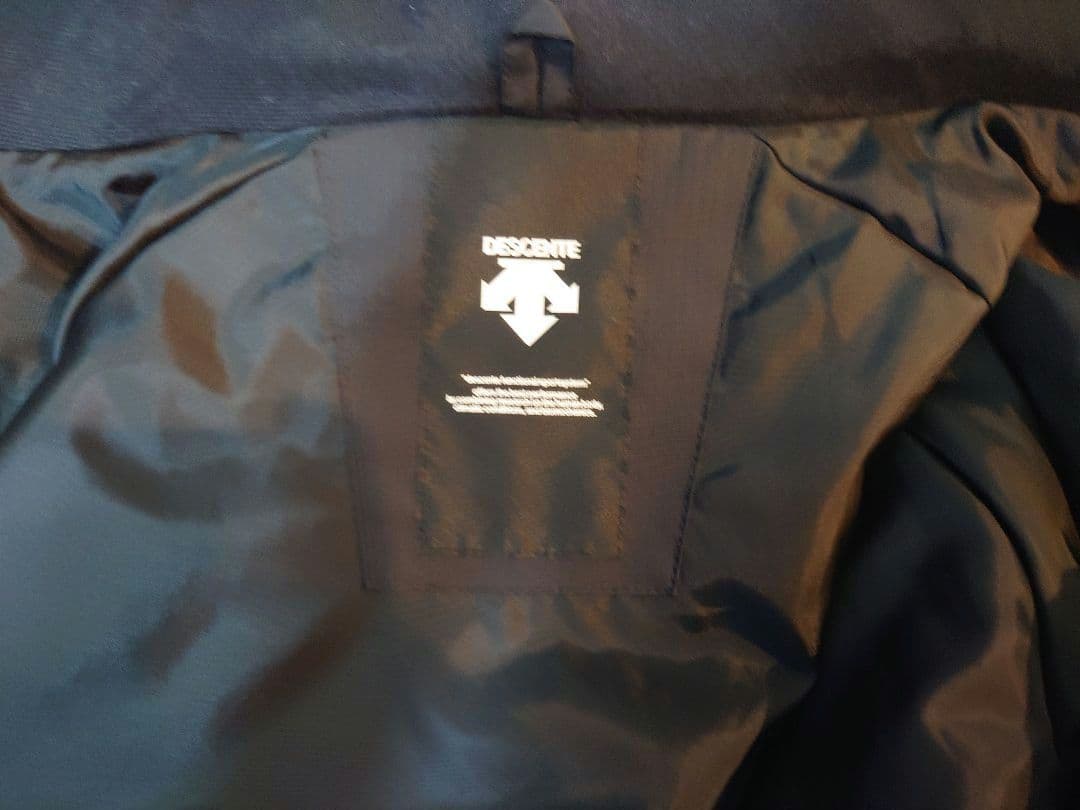 デサント スキーウェア上下 フード付き