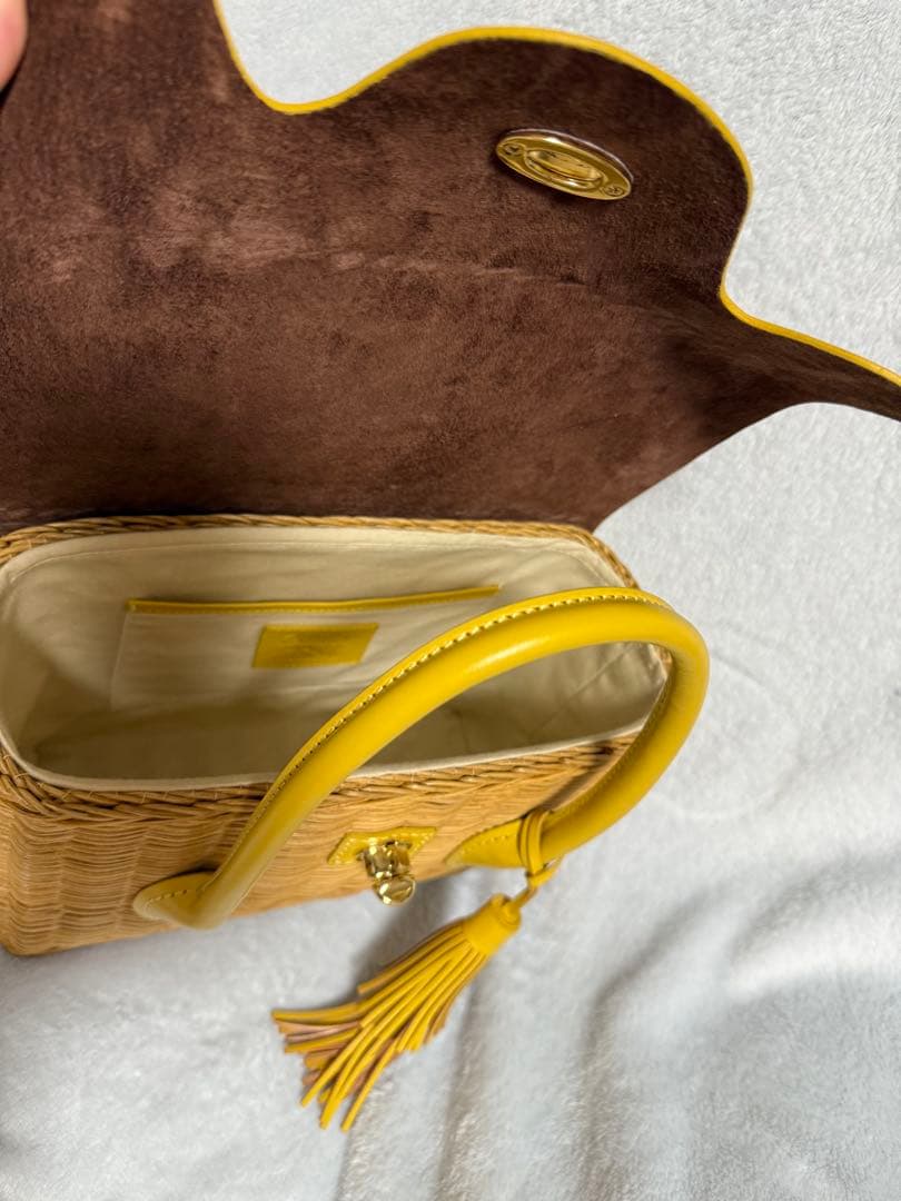 Carving Tribes イエロー かごバッグ