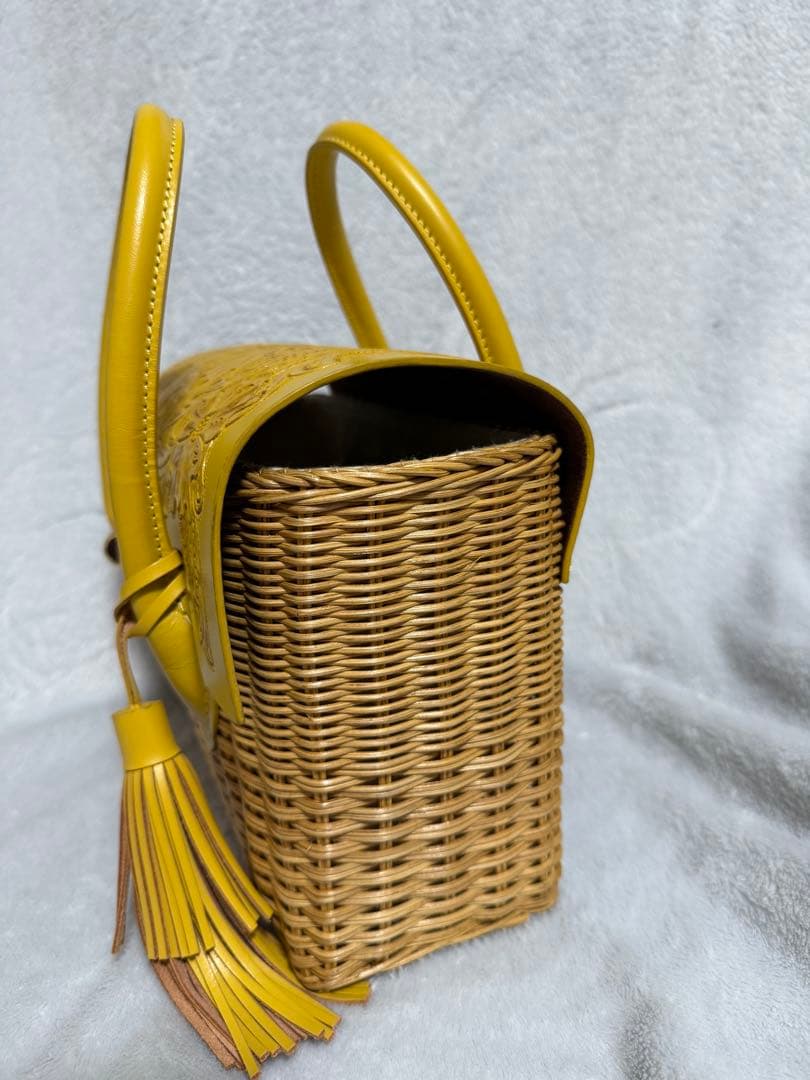 Carving Tribes イエロー かごバッグ