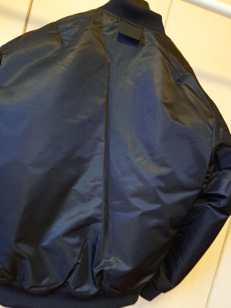 訳あり　+J復刻ハイブリッドダウンオーバーサイズMA1　Lサイズ　ブラック