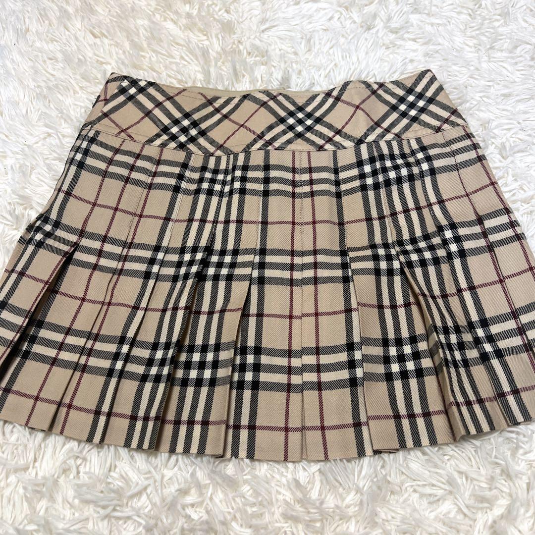 バーバリー スカート 安室奈美恵 プリーツ ベージュ ノバチェック ベルト