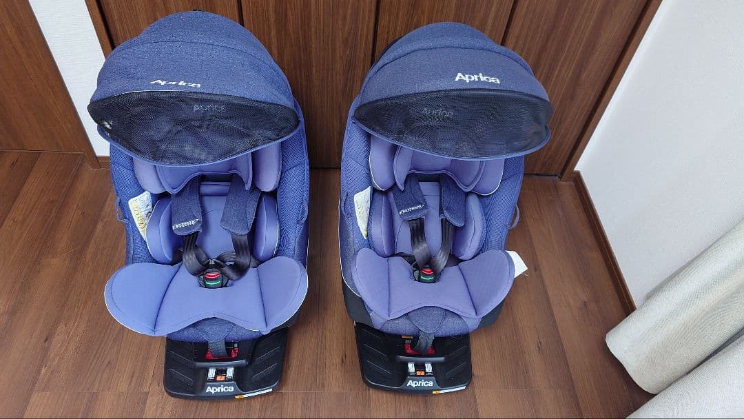 Aprica クルリラ Premium 車用チャイルドシート ネイビー【一脚】