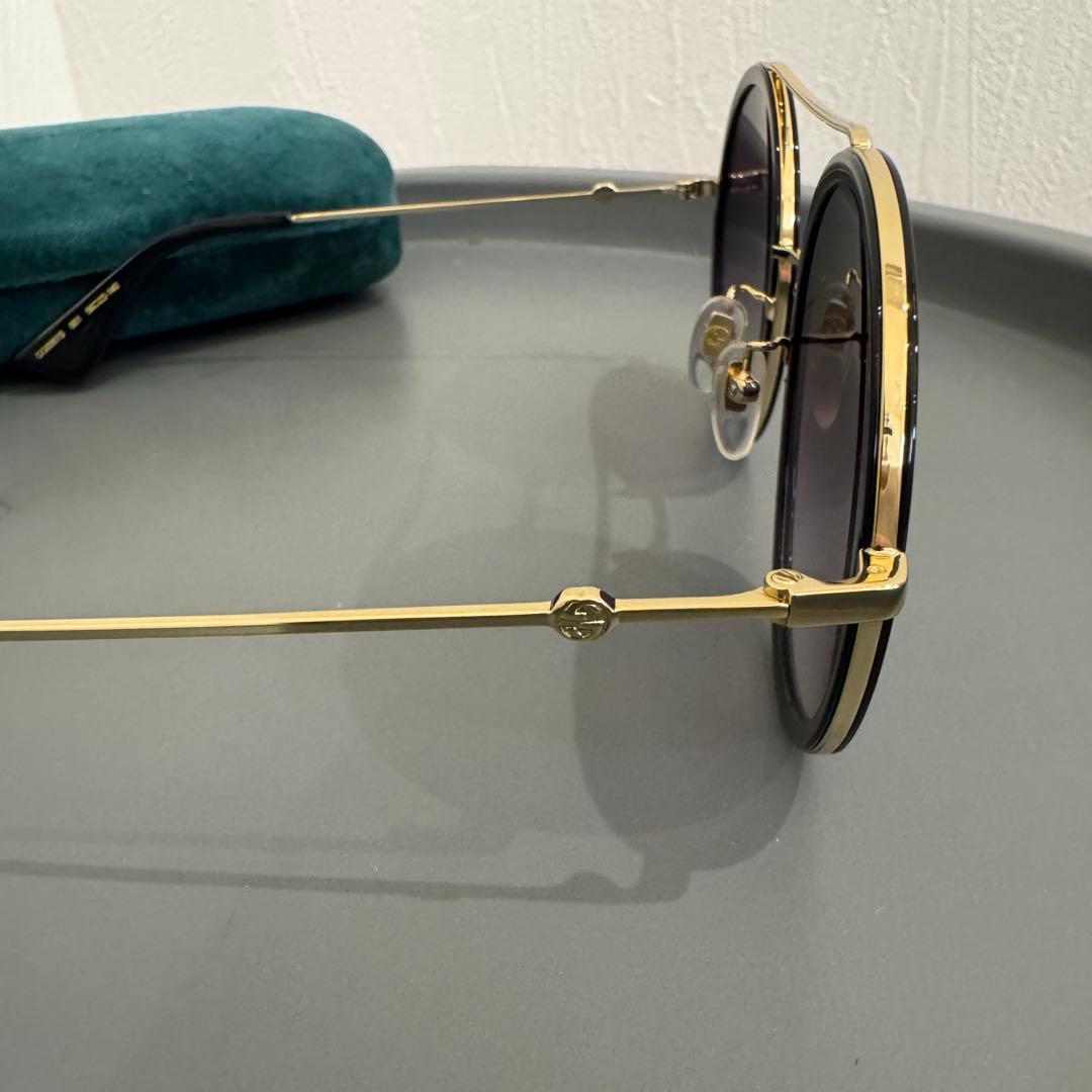 GUCCI (グッチ) サングラス GG0061Sメンズ 56□22-140