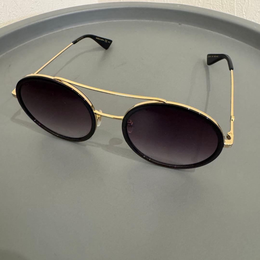 GUCCI (グッチ) サングラス GG0061Sメンズ 56□22-140