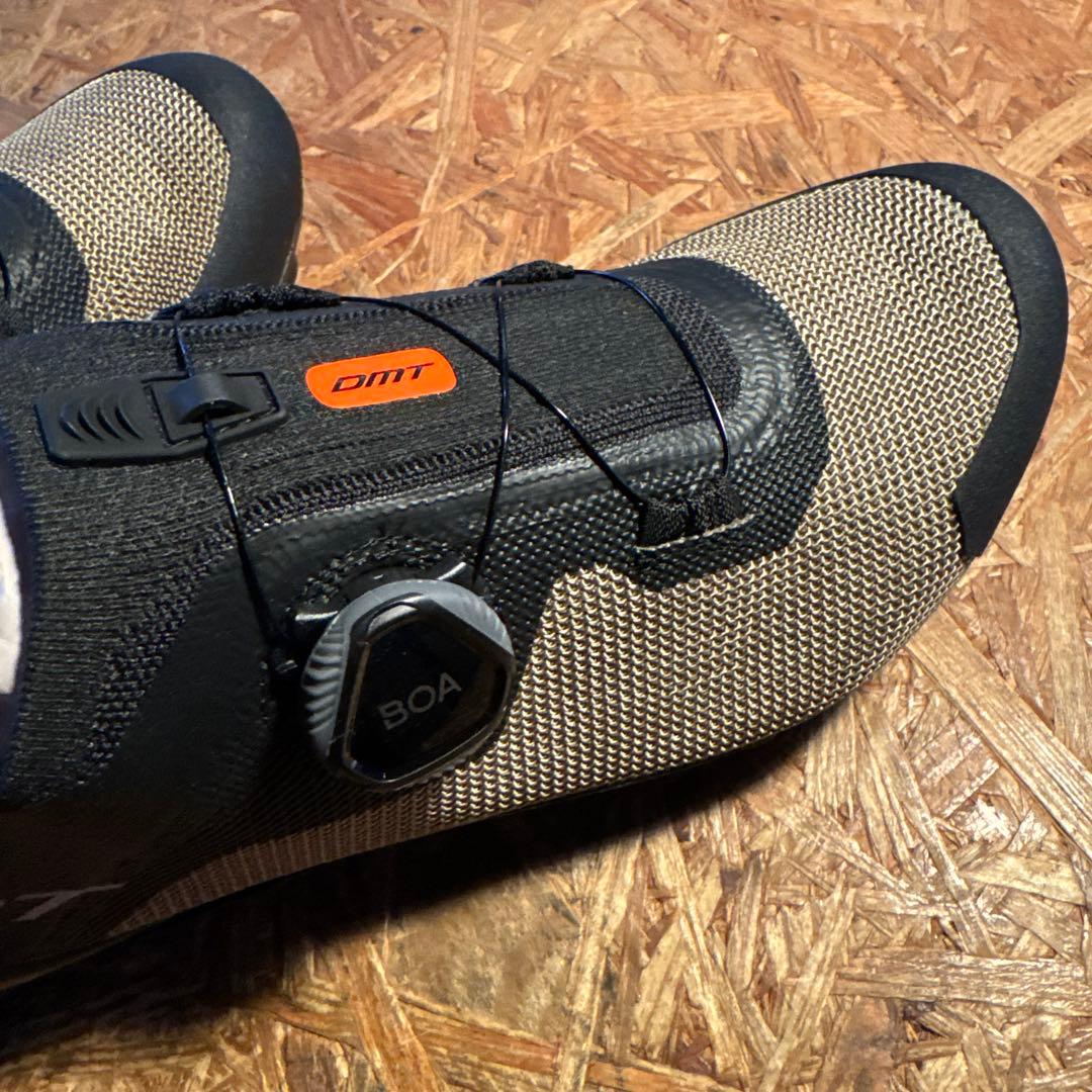 DMT KM4 40サイズ Black/Bronze