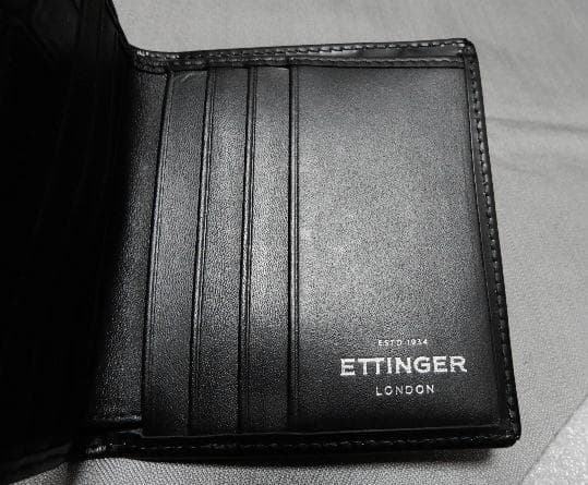 展示美品　ETTINGER型押しミニウォレット　BLK