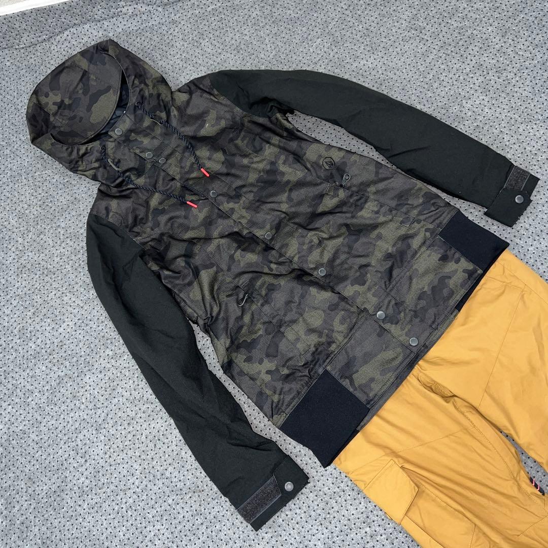 数回使用 VOLCOM ROXY レディース スノーボードウェアセット SM