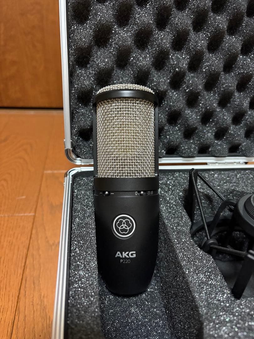 AKG P220 コンデンサーマイク セット