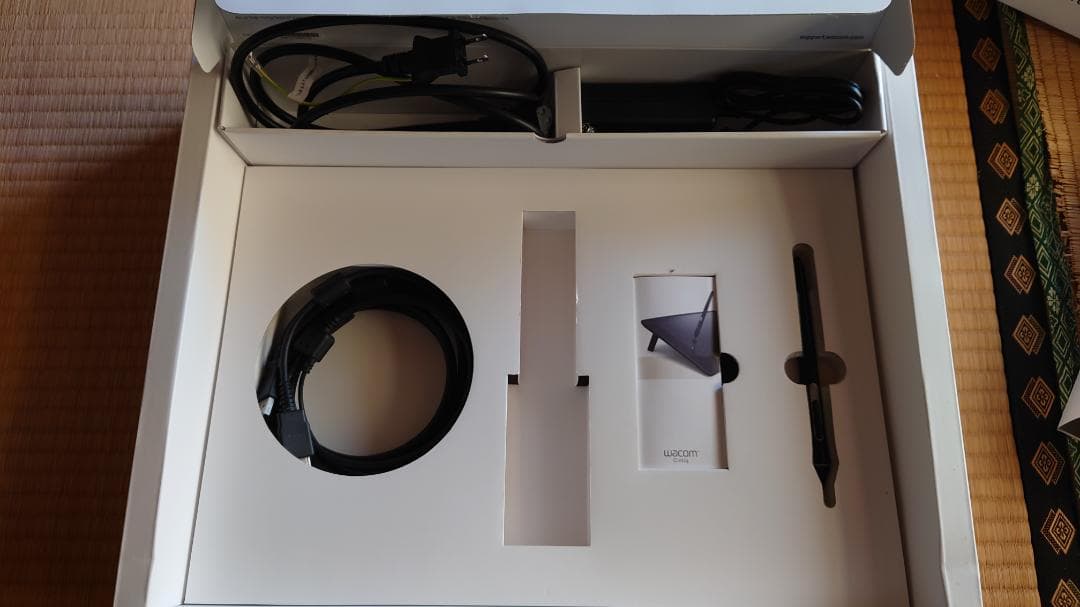 液タブ・ペンタブ Wacom Cintiq16 DTK1660K1D