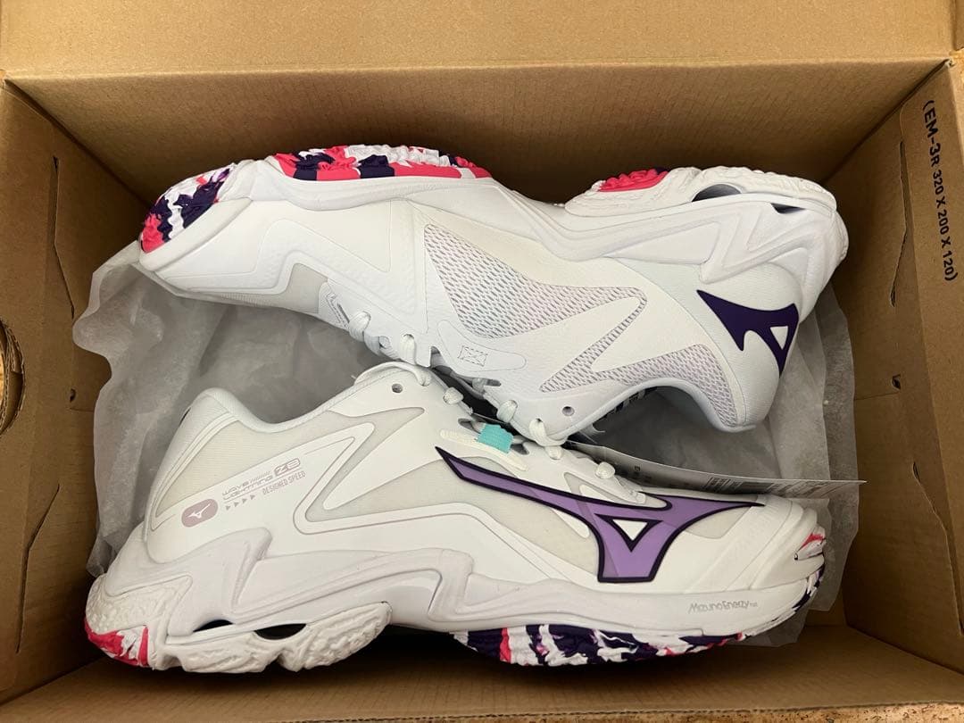 ミズノバレーボーシューズ