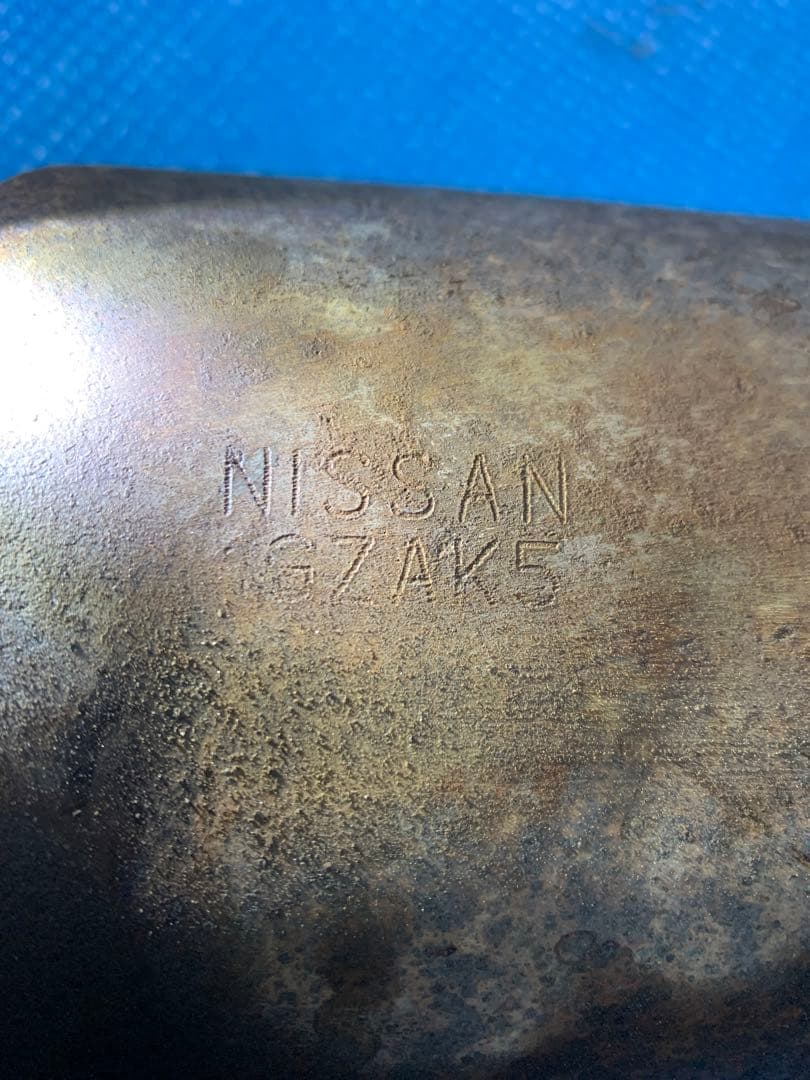 日産　MR20 セレナ　キャタライザー　六角ハミカム