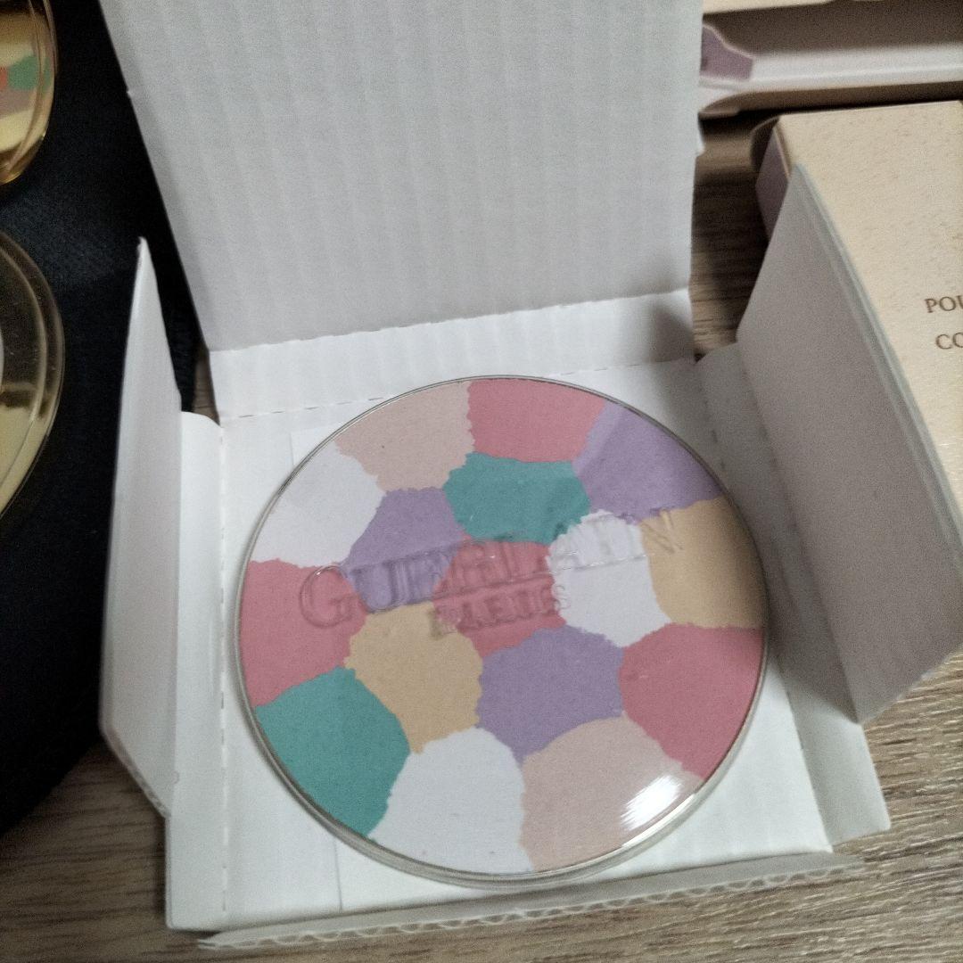 未使用　ゲラン　メテオリット　ヴォワイヤージュ　コンパクト　フェイスパウダー