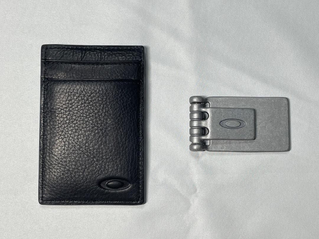 Oakley（オークリー）マネークリップ+ウォレット（ブラック）