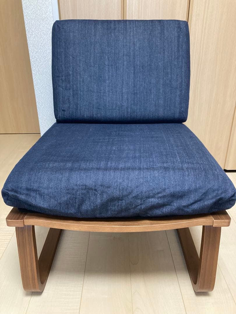 無印良品　リビングでもダイニングでもつかえるソファチェア・ウォールナット材