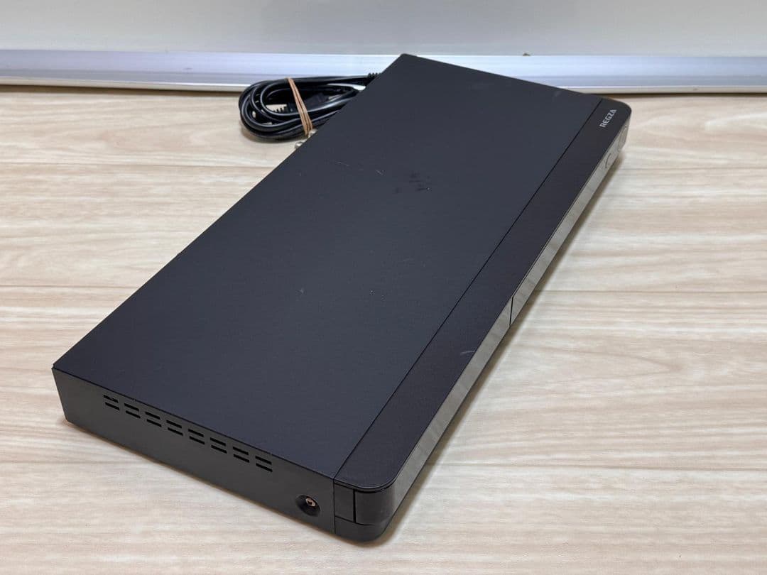 TOSHIBA DBR-T101 2021年製 REGZA ブルーレイプレーヤー