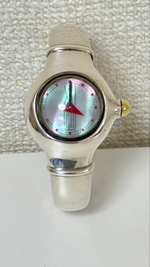 ミザーニキャデラック シルバー925 シェル文字盤 レディース