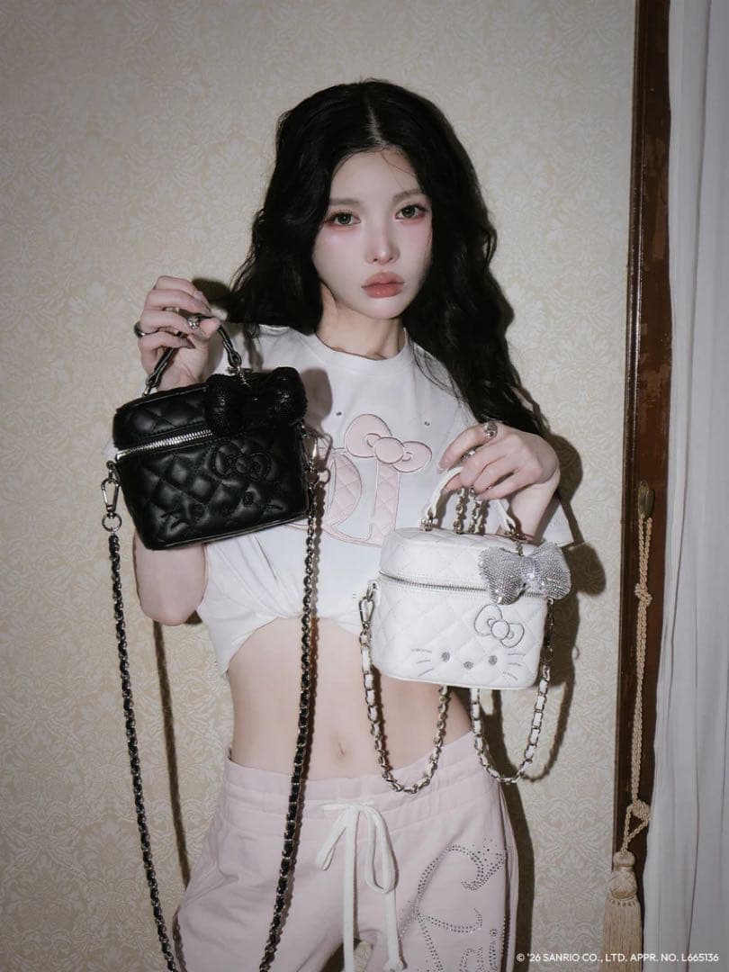 新品未開封 ダーリッチ Hello Darich キルティングスクエアミニバッグ