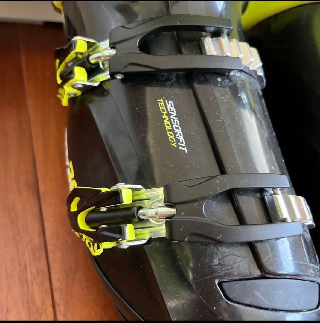 大きいスキーブーツ　30cm RossignolロシニョールEvo70 幅広甲高