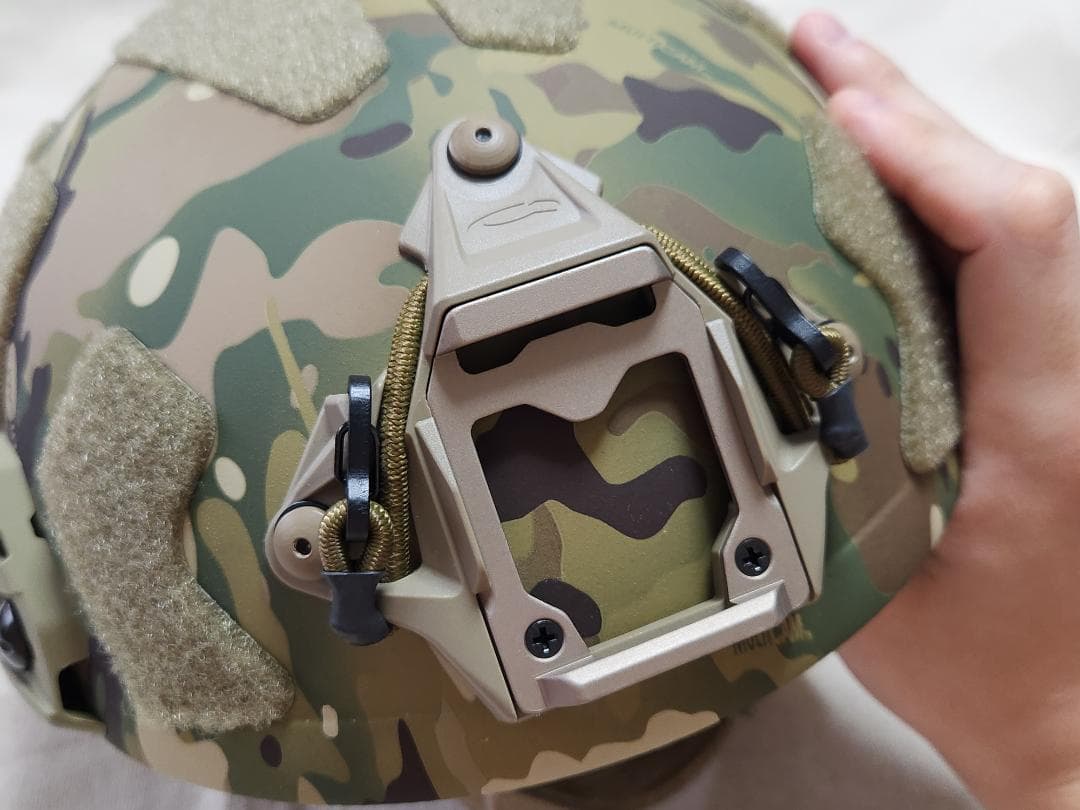 【新品】Ops-Core FAST SF（バリスティック）ヘルメット