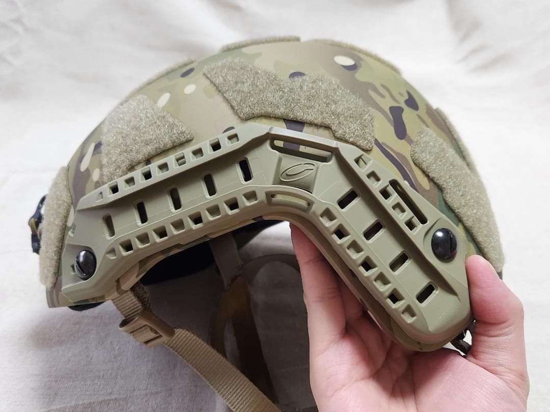 【新品】Ops-Core FAST SF（バリスティック）ヘルメット