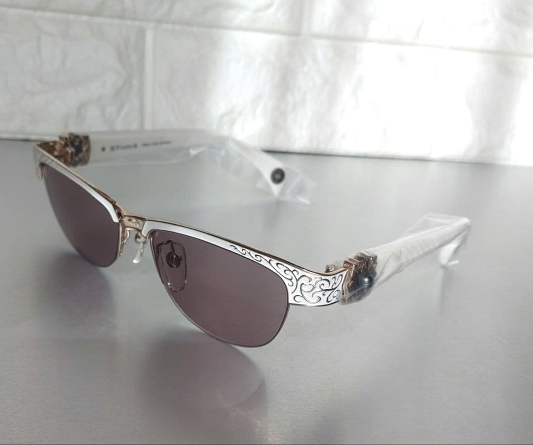 【新品】A'rossvy ロズビー サングラス