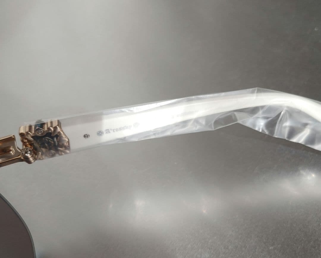 【新品】A'rossvy ロズビー サングラス