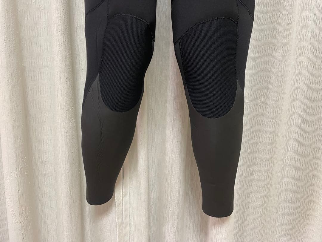 オニール　スーパーフリーク ウィメンズ ウエットスーツ バックジップ 5x3mm