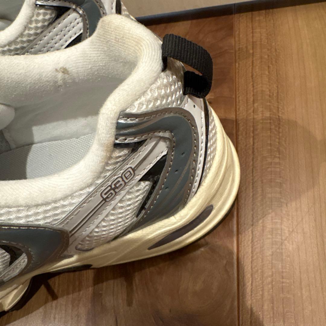 靴 New Balance U530ESA