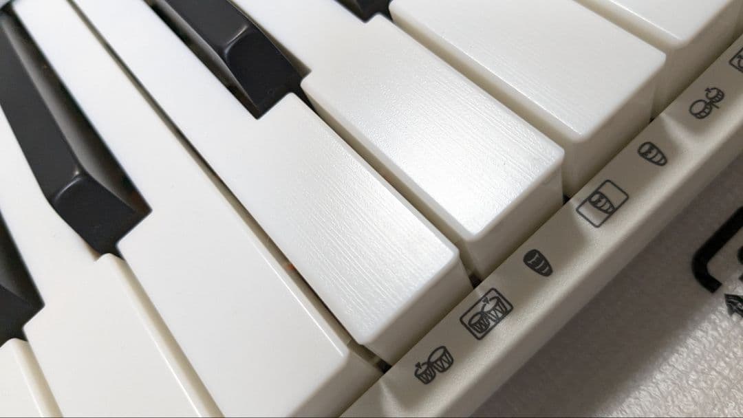 メロンパン カシオトーン 美品 LK-520 保証書 光ナビゲーション