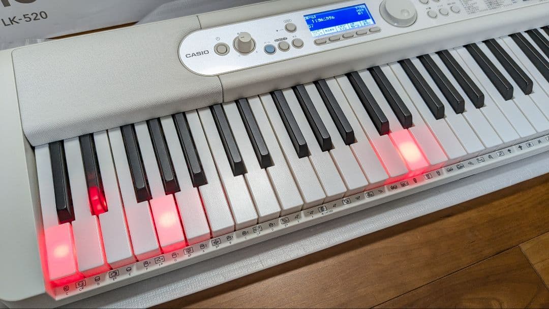 メロンパン カシオトーン 美品 LK-520 保証書 光ナビゲーション