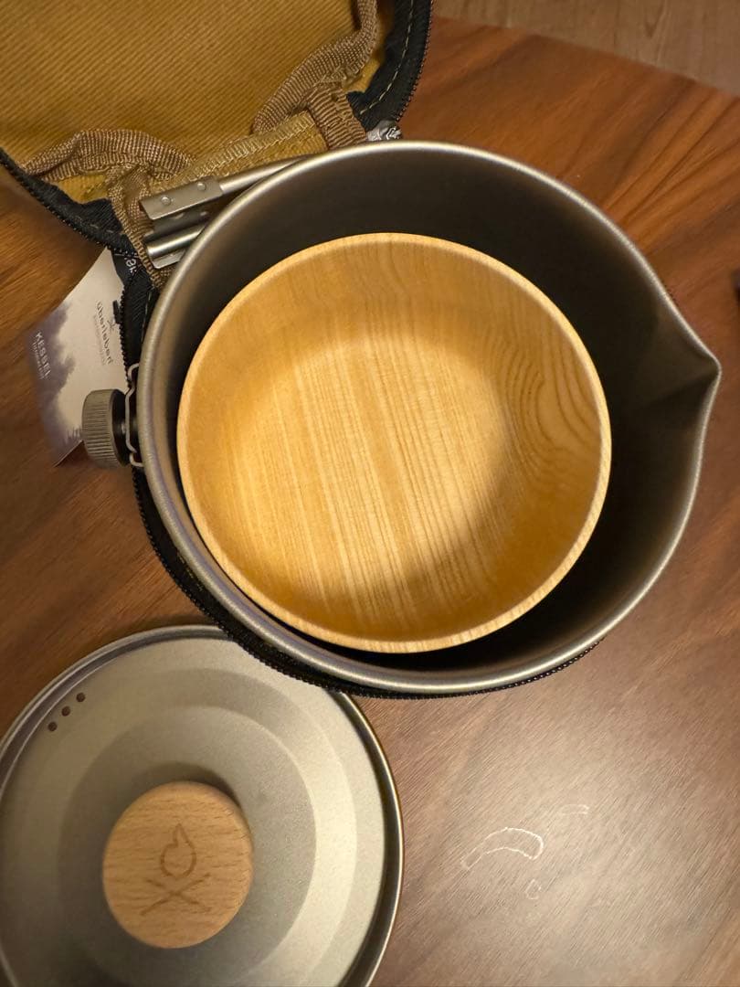 ウーバーリーベン Uberlebenケッセルポット チタン