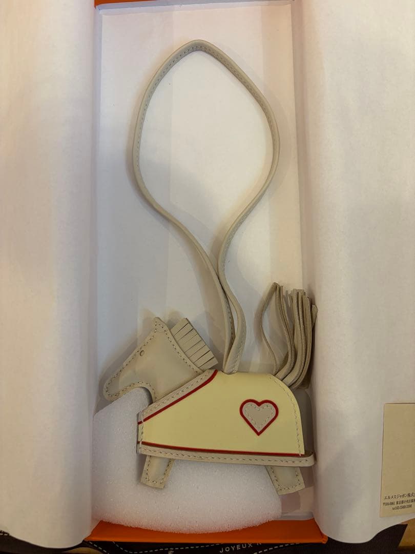 HERMESエルメス 新作チャームロデオ ロベオクールPM 人気 新品未使用