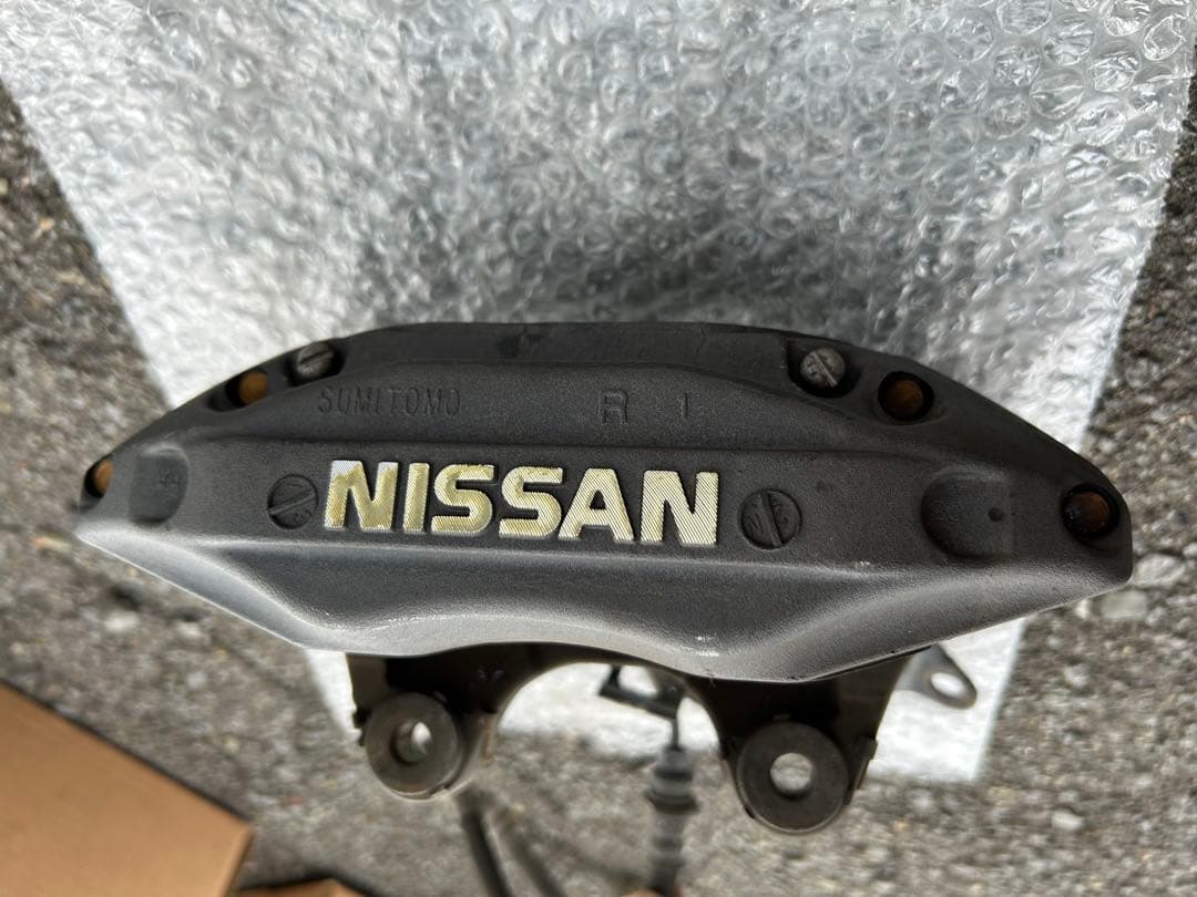 ECR33純正NISSAN ブレーキキャリパー フロント左右セット