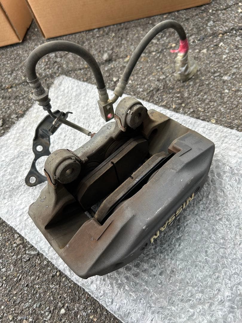 ECR33純正NISSAN ブレーキキャリパー フロント左右セット