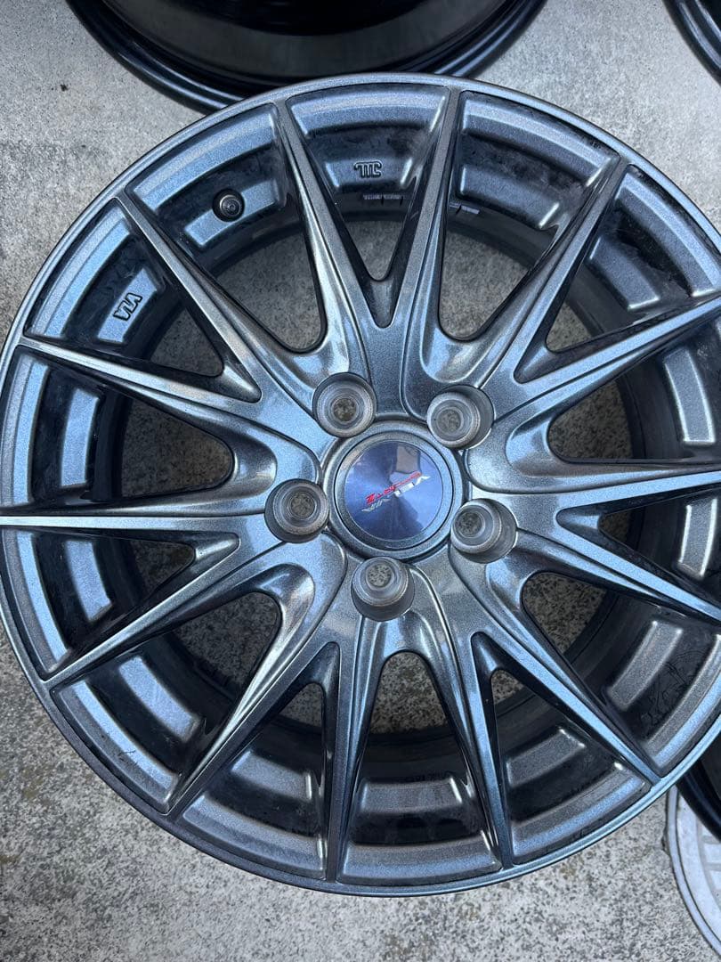 elina 15インチガンメタリックスポークホイール4本カローラツーリング