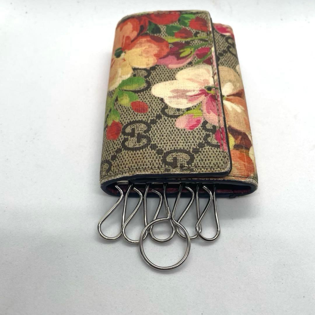 専用❗️♡GUCCI✨グッチ　GGスプリーム　ブルームス キーケース 6連 花柄