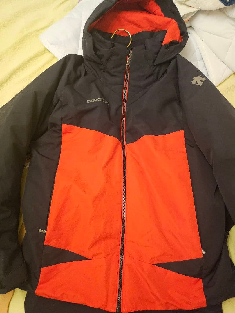 DESCENTE スキーウェア 黒/赤