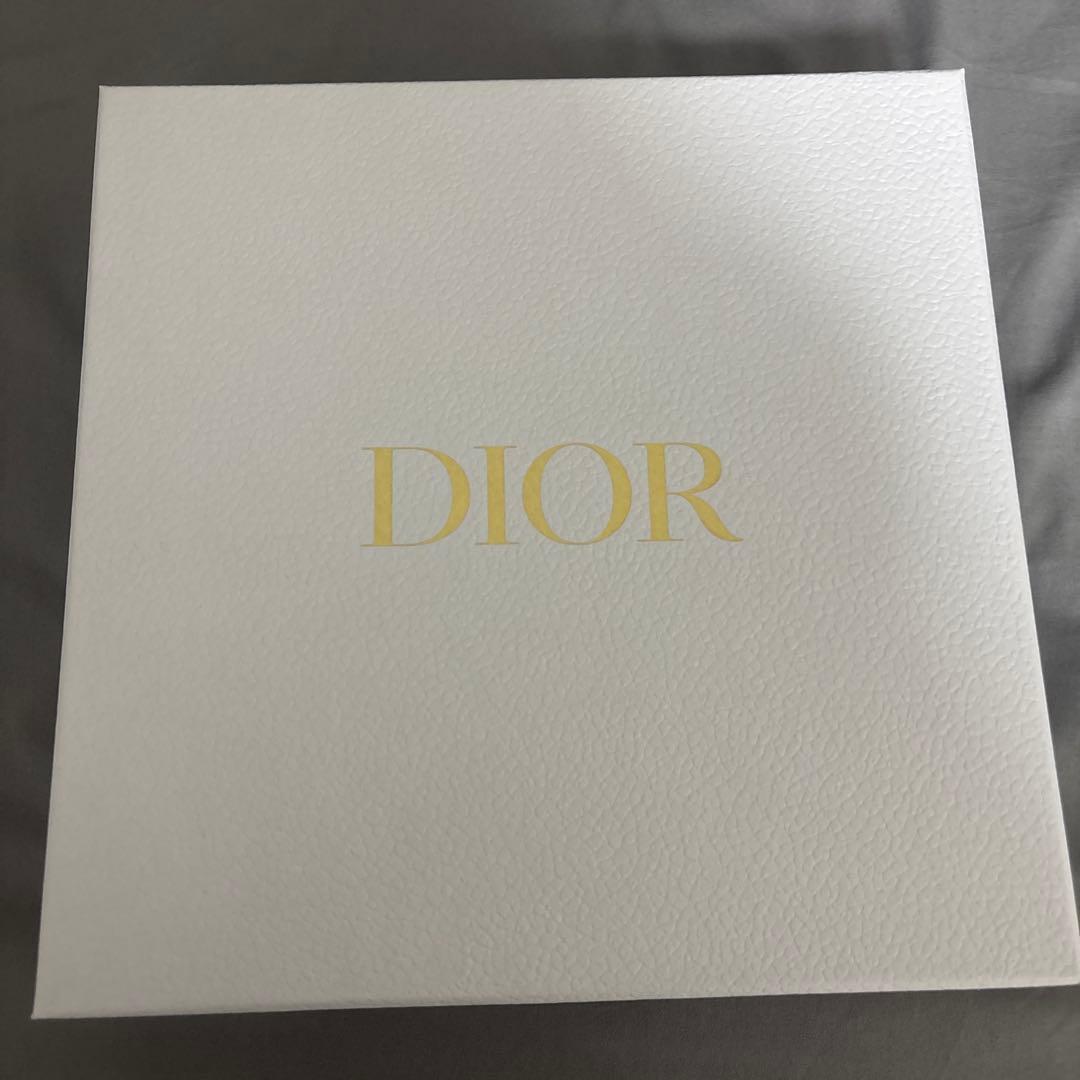 ディオール マフラー