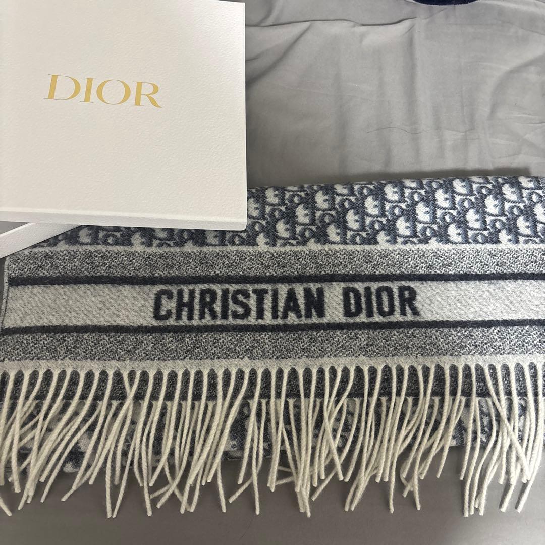 ディオール マフラー