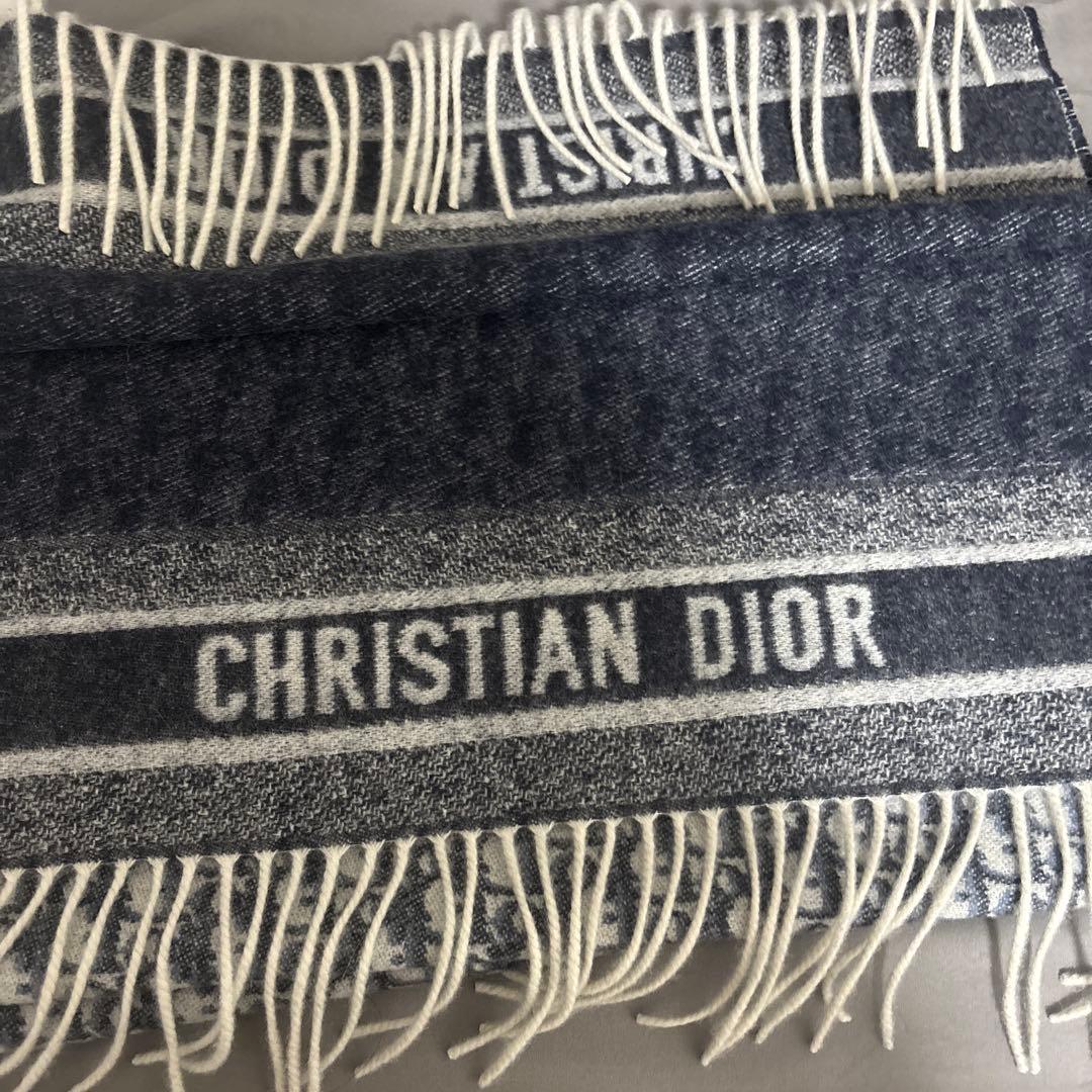 ディオール マフラー