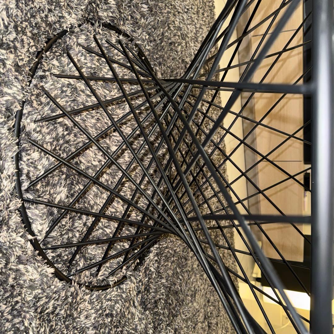 フランフラン　円形ガラス天板ワイヤーテーブル