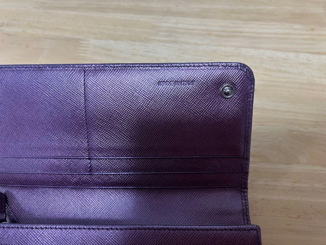 PRADA パープル 長財布