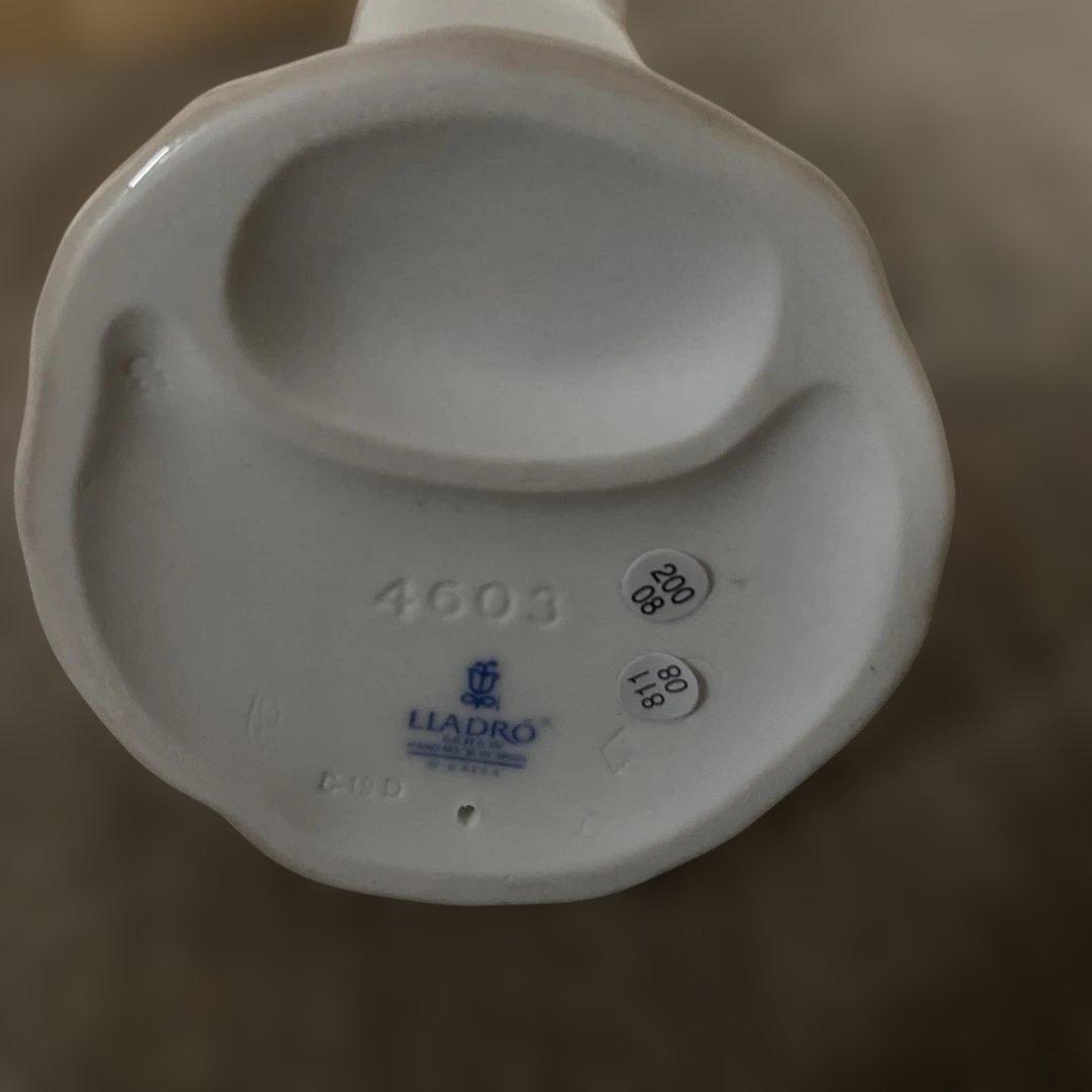 リヤドロ　人形