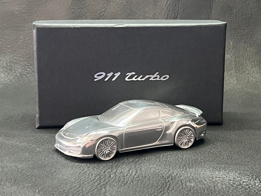 【ポルシェ911 ターボ】　ペーパーウェイト、メタルカー　非売品